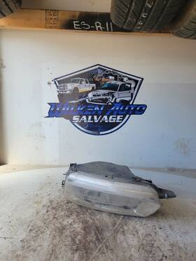 114-60005l Toyota Driver Left Headlight Fits 99-01 Solara 345836