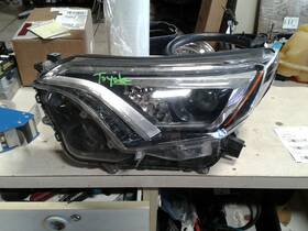 114-60647l Toyota Driver Left Headlight Led Fits 16-18 Rav4