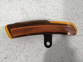 Toyota 116-10954l 2025 Crown Lh Driver Side Marker Light Fender Mounted Oem