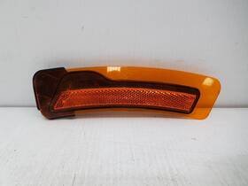 116-10998r Toyota 2023-2025 Prius Marker Light Right Side Front Bumper Oem