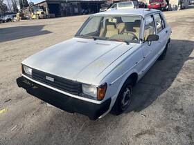 116-55636l Toyota Driver Corner/park Light Park Lamp-turn Signal Fits 81-82 Tercel 1257461