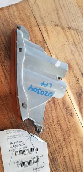 116-58530l Toyota Driver Corner/park Light Park Lamp-turn Signal Inner Fits 95-97 Avalon 45493