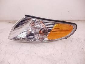 116-60334 Toyota Turn Signal Driver Left Front Fender Mounted 2001 Solara 116-60334 Toyota Turn Signal Driver Left Front Fender Mounted 2001 Solara