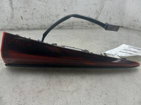 166-11081r Toyota 19 20 21 22 Prius Passenger Right Tail Light Lid Mounted