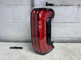 166-12358r Toyota 2023 Tundra Passenger Right Side Led Tail Light With Sequential Turn Signal