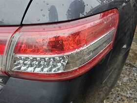 166-51340r Toyota 2010-2011 Camry Passenger Side Tail Light Qtr Panel Mtd