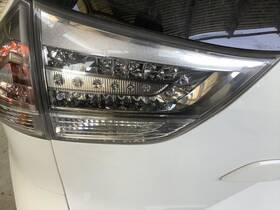 166-51448al Toyota Driver Tail Light Liftgate Mounted Clear Lens Se Fits 11-19 Sienna 715718