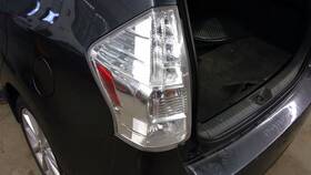 166-51540l Toyota Driver Tail Light Prius V Vin Eu 7th And 8th Digit Fits 12-14 353702