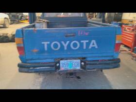 166-58097bl Toyota Driver Left Tail Light Black Fits 84-88 Pickup 2151699