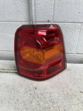 166-60106r Toyota 2015 Land Cruiser Passenger Right Side Tail Light Quarter Mounted Oem 166-60106r Toyota 2015 Land Cruiser Passenger Right Side Tail Light Quarter Mounted Oem