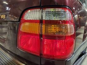 166-60328r Toyota Passenger Right Tail Light Quarter Panel Mounted Fits 98-02 Land Cruiser 1239265