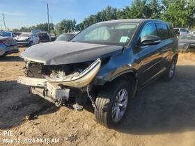 Toyota 166-60573r Passenger Right Tail Light Liftgate Mounted Fits 14-16 Highlander 11962238