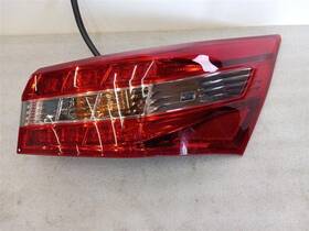 166-60925r Toyota Passenger Tail Light Quarter Panel Mounted Fits 16 17 18 Avalon