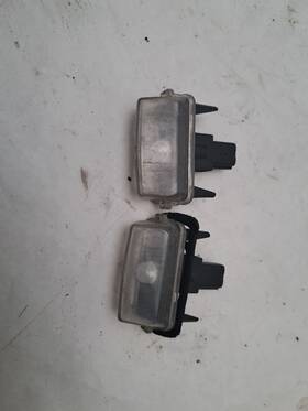 175.to1n13 Toyota License Lamps Fits Prius C 2013 Oem 175.to1n13 Toyota License Lamps Fits Prius C 2013 Oem