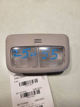 262.to1e09 Toyota Corolla 2009 Over Head Lamp/ Map Reading Lamp