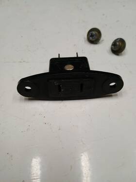6984fj40-29016 Toyota 69-84 Land Cruiser Fj40 Fj43 Fj45 Fj55 Inspection Light Outlet Socket Oem 6984fj40-29016 Toyota 69-84 Land Cruiser Fj40 Fj43 Fj45 Fj55 Inspection Light Outlet Socket Oem