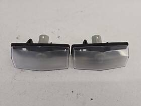 81204-42010 Toyota 2013-16 Rav4 License Plate Light Lamp 8120442010 81204-42010 Toyota 2013-16 Rav4 License Plate Light Lamp 8120442010
