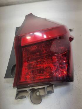 81551-12c51 Toyota 2017-2018 Im Corolla Hatchback Passenger Right Tail Light On Body