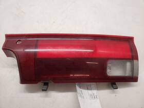 81560-95d02 Toyota Previa Rear Right Tail Light Tailgate Mounted 91-97 Oem