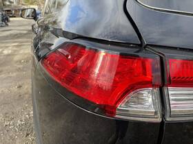 815600a160 Toyota 22-23 Corolla Cross Left Taillight Quarter Mounted 2.0l Awd 62k -l- 63268