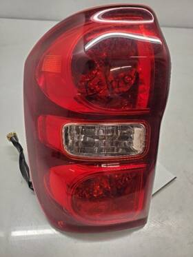 81561-42080 Toyota Rav 4 Iq Rear Left Tail Lamp 2004-2005 Oem
