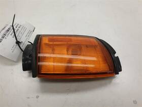 81610-89143 Toyota Passenger Corner/park Light Park Lamp-turn Signal Fits 84-86 4 Runner 81610-8914 81610-89143 Toyota Passenger Corner/park Light Park Lamp-turn Signal Fits 84-86 4 Runner 81610-8914