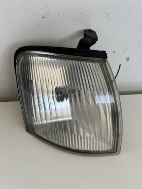 934218-00 Toyota 93421800 1995-1997 Avalon Right Passenger Side Parking Light Fit Oem