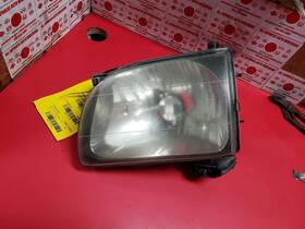 114-58769 Toyota Tacoma 2004 Headlight 174743 114-58769 Toyota Tacoma 2004 Headlight 174743