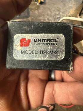 Upkm-2 Unitrol Federal Signal Flasher Model And Usgt From Ford Crown Victoria