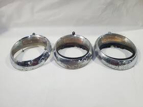Volkswagen 114.vw1b67 1967 Beetle Oem 3 Rossi Headlight Trims As Is
