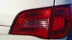166-51050r Volkswagen Passenger Right Tail Light Gate Mounted Fits 09-14 Routan 92680