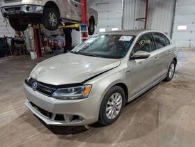 166-51242br Volkswagen Passenger Tail Light Incandescent Lamps Lid Mounted Fits 12-14 Jetta Gli 1137206