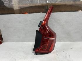 166-12111r Volvo 2024 Xc90 Passenger Right Side Tail Light Oem