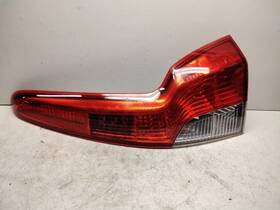 166-50632ar Volvo Passenger Tail Light With Rear Fog Lamps Fits 08-11 50 Series 343868