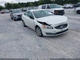 176.vo1p16 Volvo S60 2016 High Mounted Stop Light 1090851