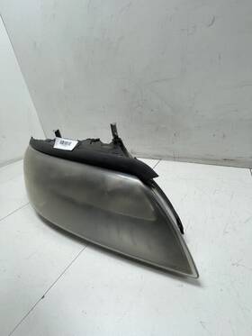 30796142 Volvo S80 2007 Front Right Passenger Side Headlight Halogen Factory