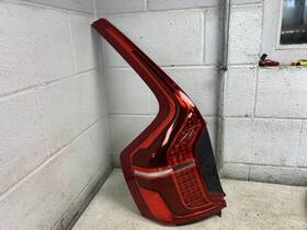 32228830 Volvo 2019 Xc90 Driver Left Side Tail Light Oem Id