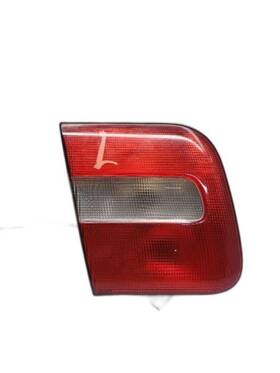 91516369 Volvo Driver Tail Light Sedan Lid Mounted Fits 98-00 70 Series 1236008