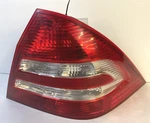 2005-07 Mercedes C-class Sedan Rh Passenger Tail Light Oem 166-59896R. Fixed Price $70.00.