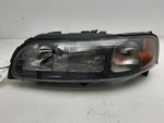 Driver Left Headlight Station Wgn Fits 01-04 Volvo 70 Series. Fixed Price $239.99.