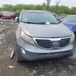 Driver Left Headlight With Led Accents Fits 10-12 Sportage 1780151. Fixed Price $250.00.