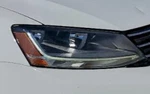 2017-2018 Volkswagen Jetta Passenger Headlight Lamp Oem. Fixed Price $390.08.