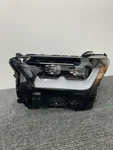 Oem 2026 Toyota 4RUNNER Full Led Headlight (left/driver). Fixed Price $549.99.