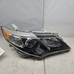 Oem 2012-2014 Toyota Camry Se Halogen Black Trim Right Headlight 81110-06800. Fixed Price $124.99.