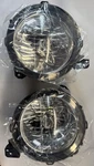 18-26 Jeep Wrangler Gladiator Left & Right Halogen Headlamps Oem. Fixed Price $90.00.