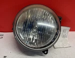 02-04 Jeep Liberty Passenger Right Head Light Assemby. Fixed Price $17.31.