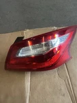 2016-2018 Nissan Altima Right Passenger Lamp Oem With Bulbs. Fixed Price $70.00.