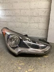 2012-2017 Hyundai Veloster Right Rh Passenger Side Headlight Oem 921022V000. Fixed Price $229.00.