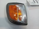 Passenger Right Turn Signal From 1998 Toyota Runner 12818042. Fixed Price $46.94.