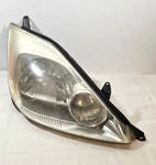 Toyota Sienna 04-05 Passenger Right Headlight Assembly Halogen Oem. Fixed Price $40.00.
